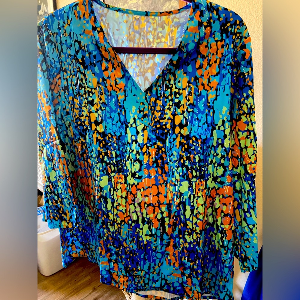 3/4 length sleeves, size XL pullover blouse.